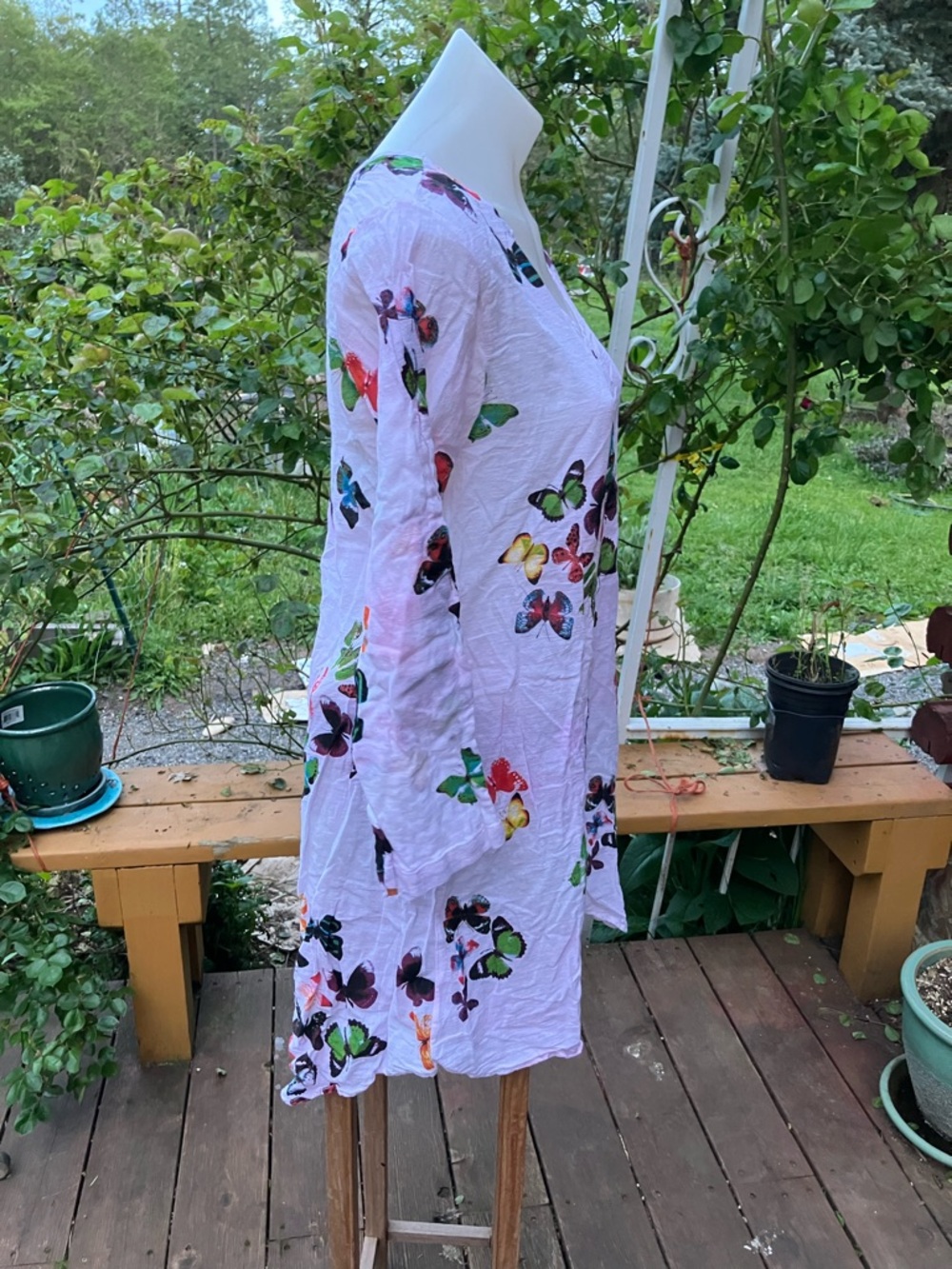 Kamana light weight, butterfly beach cover up or dress size small - Picture 6 of 8